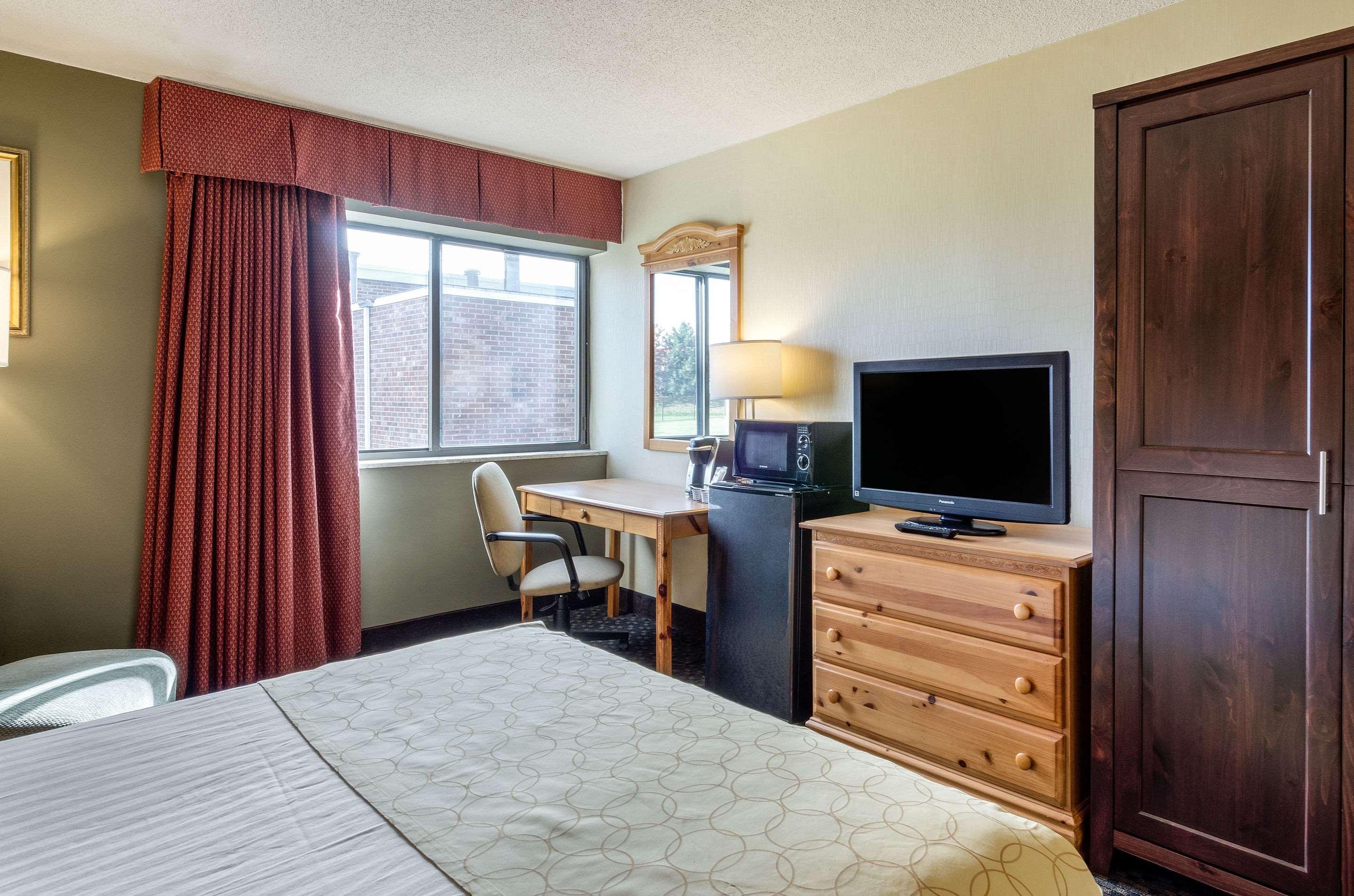 Clarion Hotel Seekonk - Providence Exterior foto